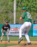Craig Hansen pitches