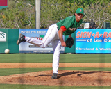 Craig Hansen pitches
